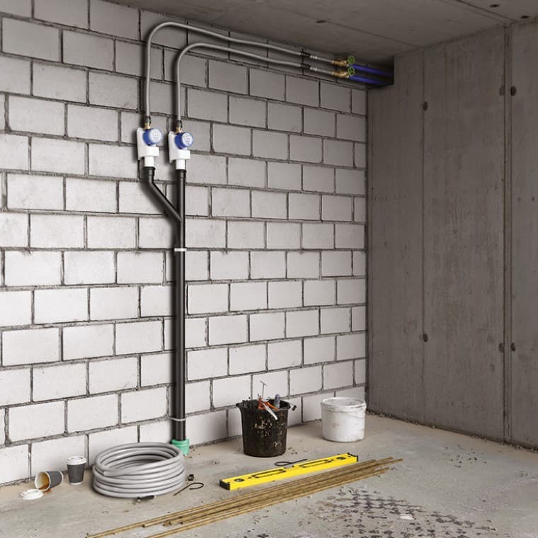 Lielāks ēku komplekss ar dzeramā ūdens sistēmu, kas joprojām daļēji tiek izbūvēta Lielāks ēku komplekss ar dzeramā ūdens sistēmu, kas joprojām daļēji tiek izbūvēta